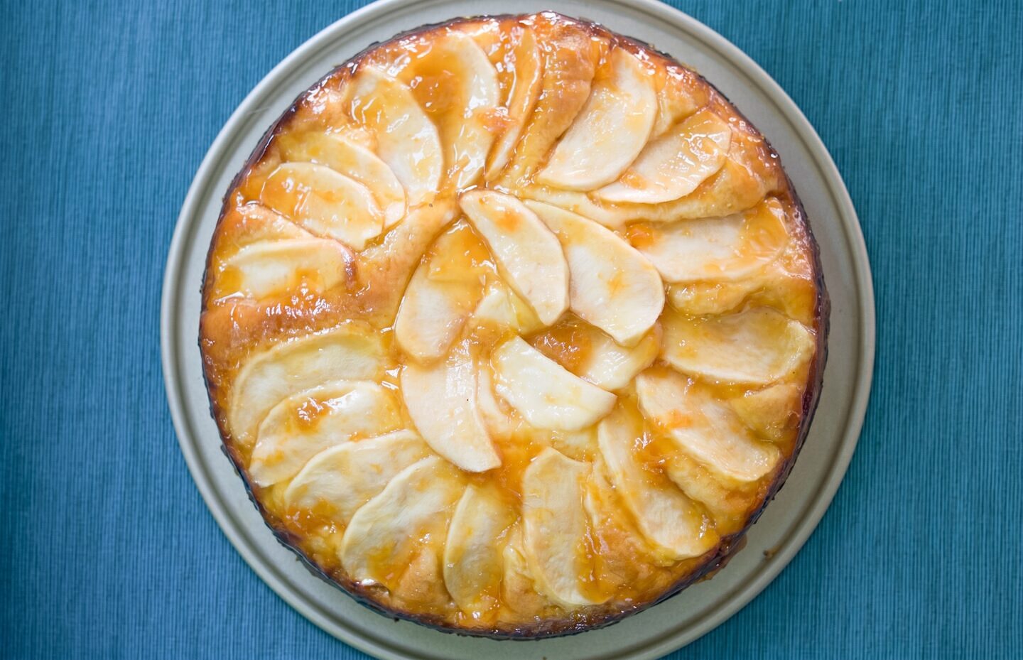 Apple Cake