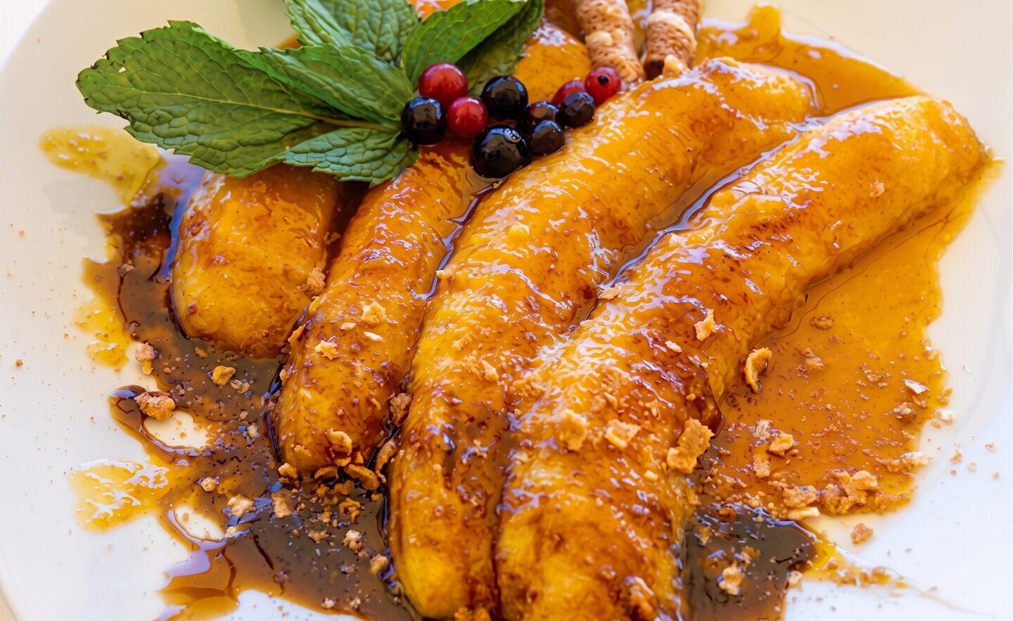 Bananas with Caramel Sauce