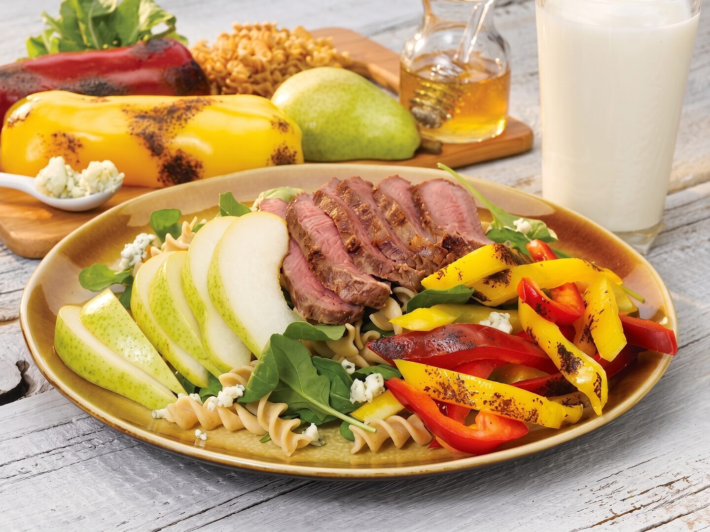 Grilled Steak and Peppers Salad with Pears