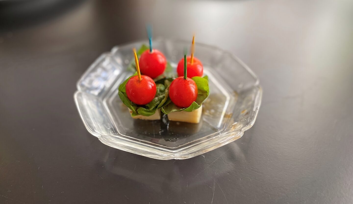 Mini Caprese Bites