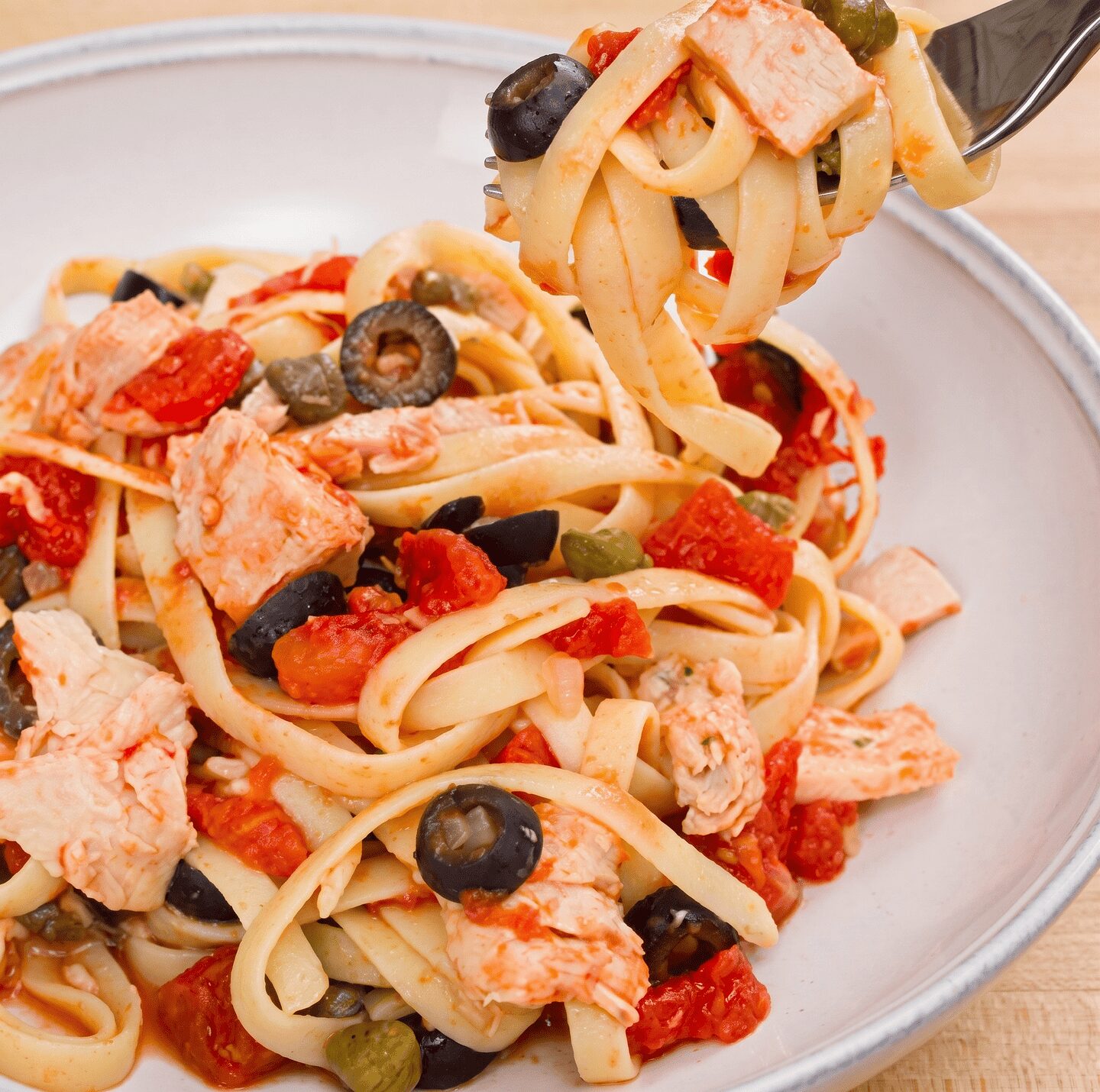 Neopolitan Tuna Fettuccine