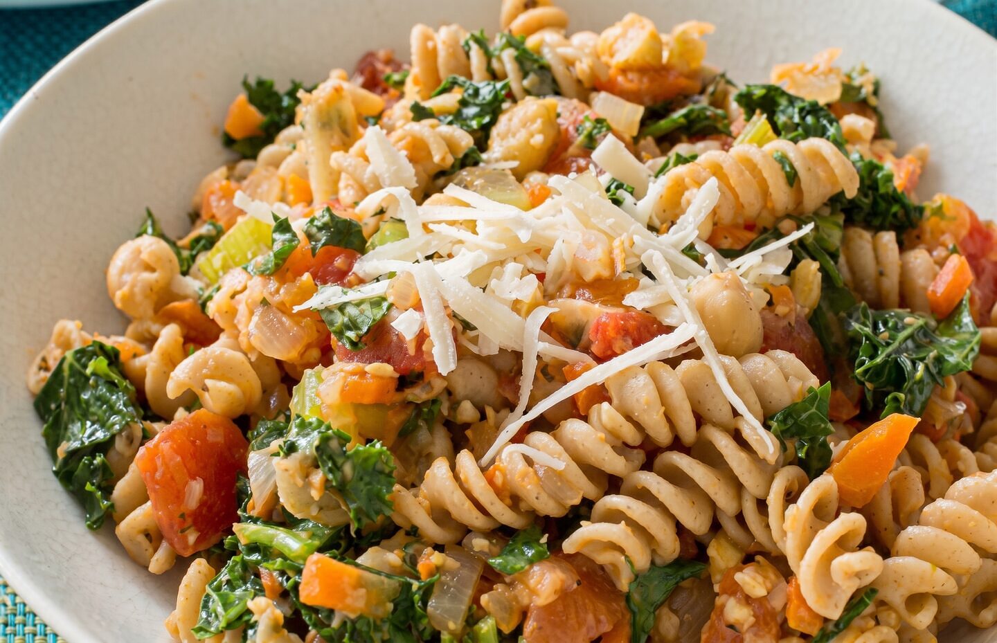 Pasta with Chickpeas, Tomato, and Spinach